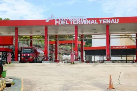 Pertamina Patra Niaga Percepat Pemulihan Pasokan BBM dan LPG di Flores: 35 SPBU Kembali Beroperasi