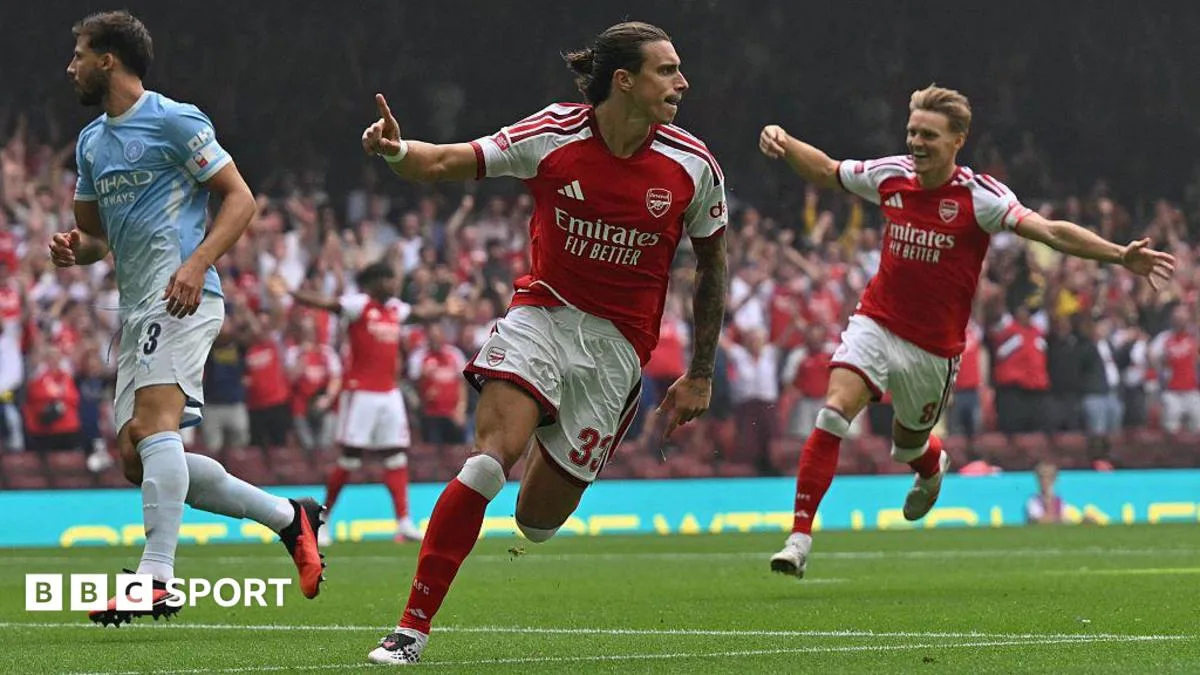 Arsenal Hancurkan Manchester City 3-0: Odegaard Bintang, Haaland Gagal Total
