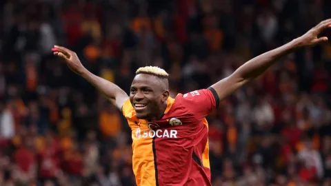 Buru Penyerang Baru, Tottenham Pertimbangkan Nicolas Jackson sebagai Alternatif Osimhen