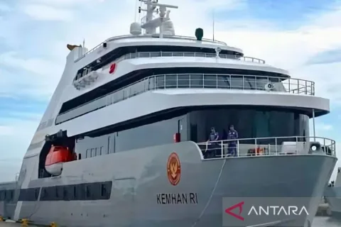 Kemhan Buka Suara Soal Kapal Pesiar Berlogo Kementerian: Dipinjam Gratis dari Swasta