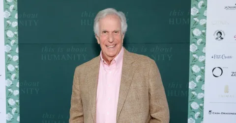 Henry Winkler Masih Menanti Kolaborasi Bareng Ron Howard: 'Saya Tak Tahu Jika Dia Juga Menginginkannya'