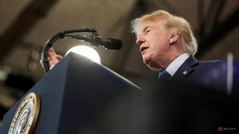 Trump Perintahkan Pengurangan Dril Militer AS-Korea Selatan, Hubungan Sekutu Diuji