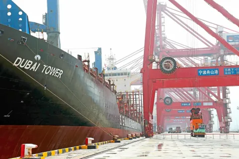 Rute Arktik Mulai Dilirik Pelayaran: Waktu Tempuh China-Eropa Terpangkas Setengah