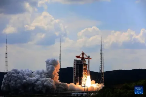 China Perkuat Dominasi Antariksa: Satelit Baru Dikirim ke Orbit