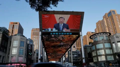 Peringatan 100 Tahun Jiang Zemin: Xi Jinping Tegaskan Kesinambungan Warisan Reformasi di Tengah Tantangan Baru