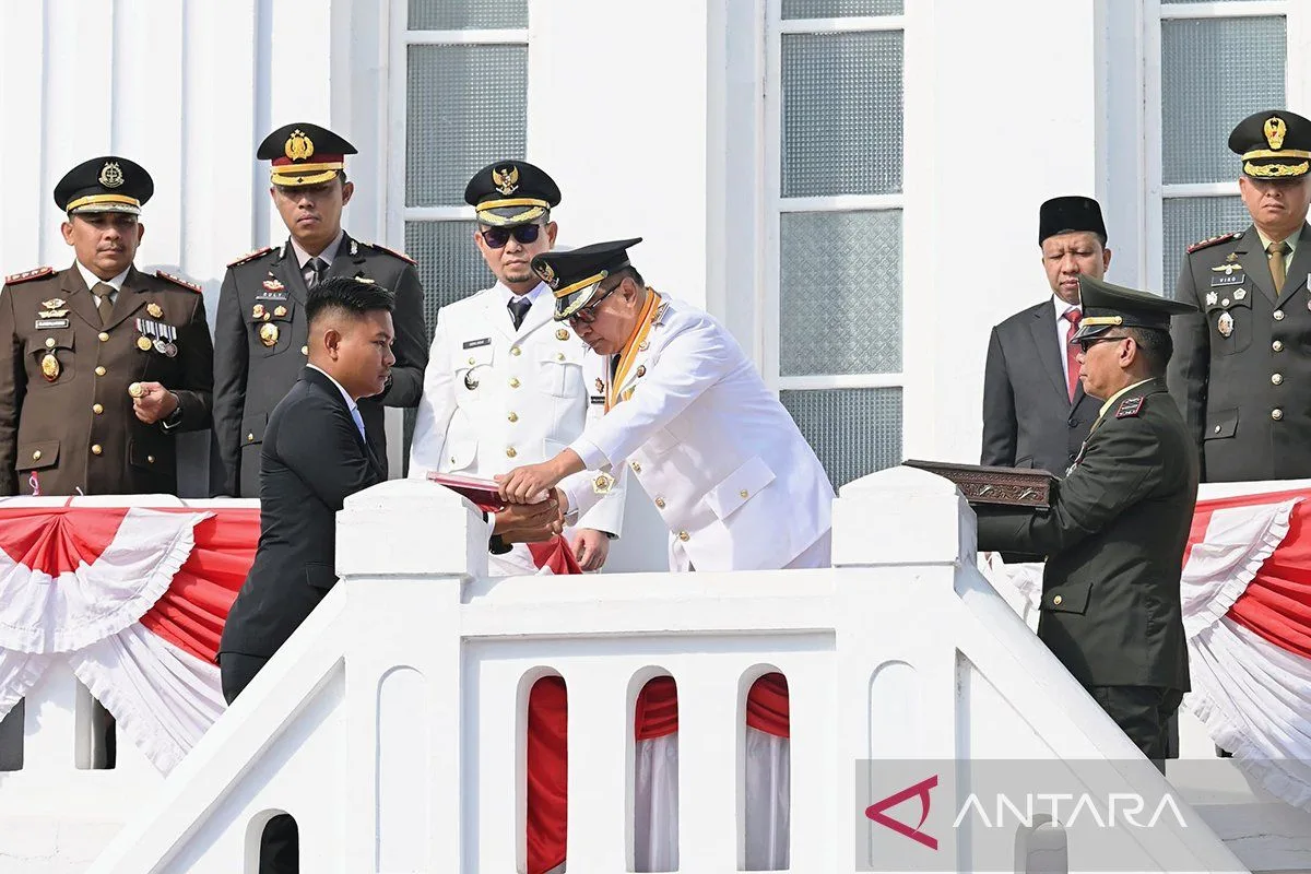 Seratus Tahun Jam Gadang, Titik Awal Kirab Bendera Pusaka di Bukittinggi