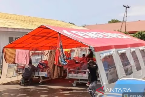 Dapur Umum Kemensos di Nagekeo Mulai Layani Korban Gempa: Target 3.000 Bungkus Makanan per Hari