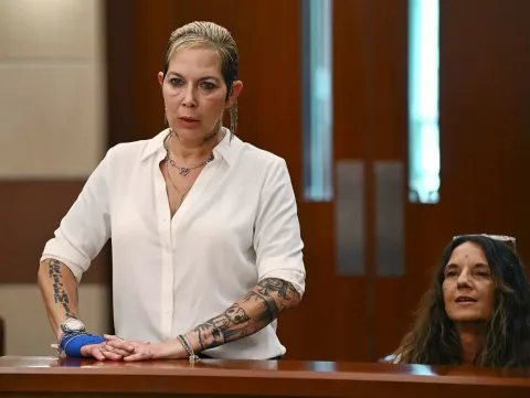 Kim Mathers, Eks Istri Eminem, Dijebloskan ke Penjara Akibat Langgar Puluhan Ketentuan Bebas Bersyarat