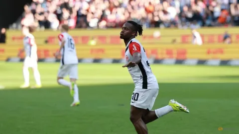 Michy Batshuayi Resmi Gabung Abha: Petualangan Baru di Arab Saudi