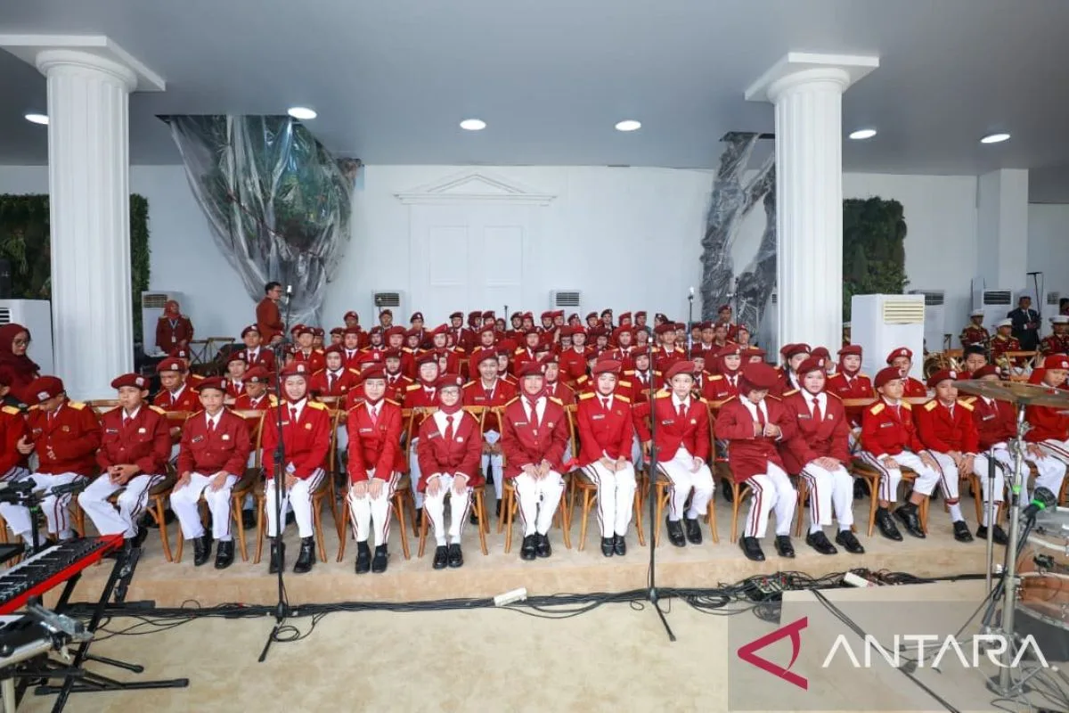 Seratus Siswa Sekolah Rakyat Tampil di Istana: Bukti Akses Pendidikan Merata?