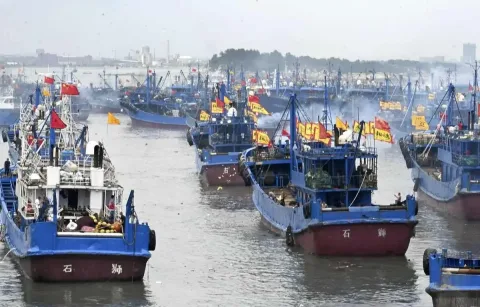 China Akhiri Larangan Melaut di Laut China Timur, Jepang Siaga Penuh di Tengah Memburuknya Hubungan Bilateral