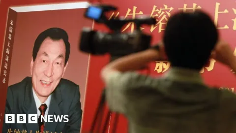 Zhu Rongji Wafat: Kenangan Reformasi Ekonomi China yang Dibayangi Sensor dan Nostalgia Publik