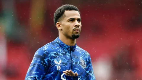 Everton Siapkan Dana £35 Juta untuk Bawa Pulang Richarlison: Duet dengan Ndiaye di Lini Depan?