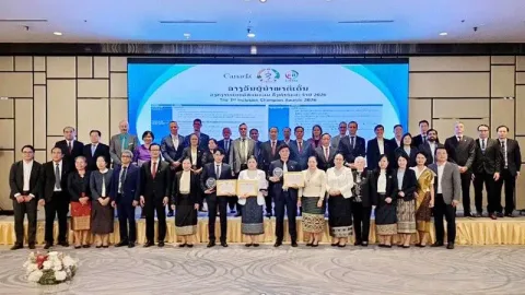 Laos Luncurkan Penghargaan Inklusi Kesehatan: Jalan Baru Menuju Cakupan Kesehatan Universal di Asia Tenggara