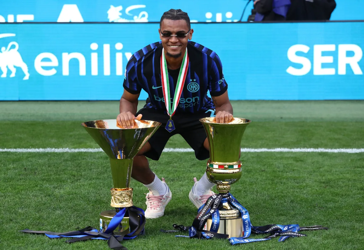 Akanji Yakin Stones Cepat Beradaptasi di Inter, Sesali Kegagalan Swiss di Piala Dunia