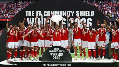 Arsenal Siapkan Tawaran Rp800 Miliar untuk Ezri Konsa, Bek Andalan Aston Villa Jadi Target Utama