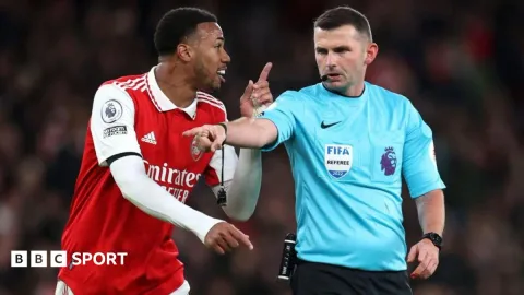 Liga Inggris Buka Keran Transparansi: Vonis Wasit dan VAR Bakal Dipublikasikan