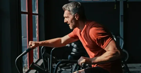 Sprint Singkat vs Endurance: Studi Baru Ungkap Protein Pelindung Jantung yang Dilepaskan Tubuh