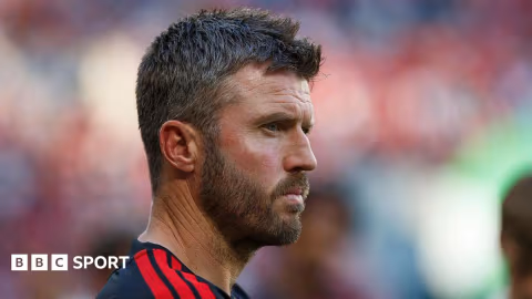 Carrick Bangun Ulang Identitas MU: Berani Menekan, tapi Tetap Waspada Jebakan Taktik Lawan