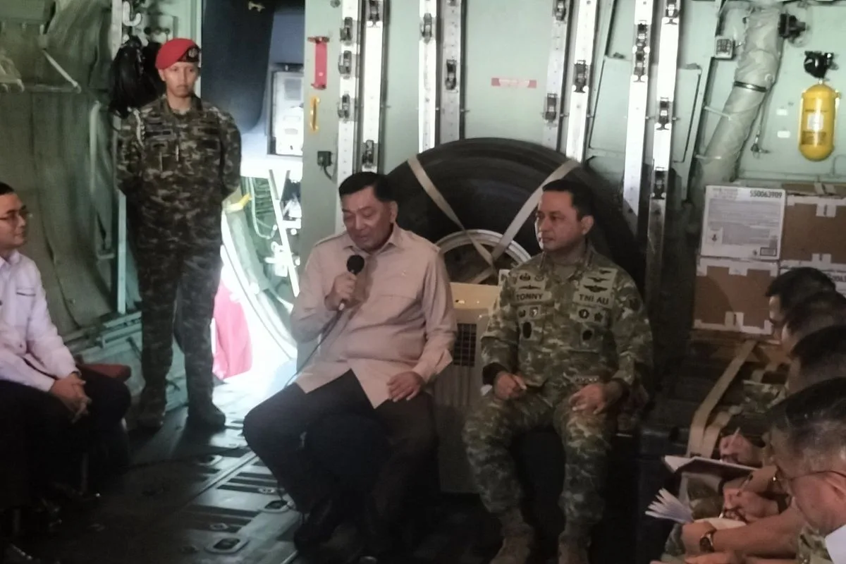 Menhan Sjafrie: Perawatan Hercules C-130H oleh GMF Jadi Tonggak Kemandirian Alutsista