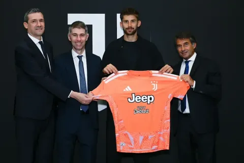 Vicario Pamit dari Tottenham, Juventus Jadi Pelabuhan Baru: 'Musim Menarik Menanti'
