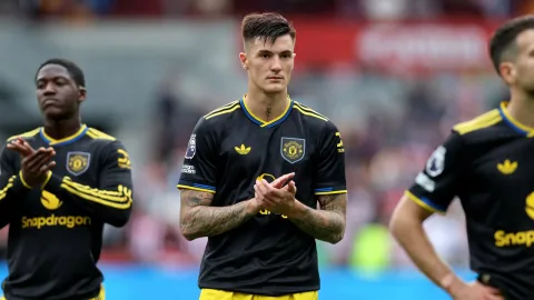 Manchester United Incar Kaua Elias sebagai Alternatif Sesko: Investasi £30 Juta yang Bisa Mengubah Lini Serang