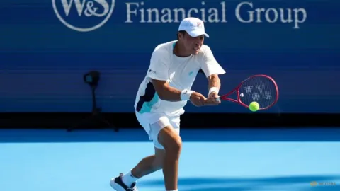 Nakashima Bangkit dari Tiga Match Point, Hentikan Langkah Medvedev di Cincinnati