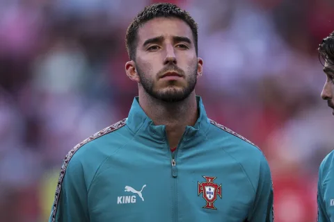 AC Milan Incar Bek Sporting Goncalo Inacio, Jorge Mendes Turun Tangan