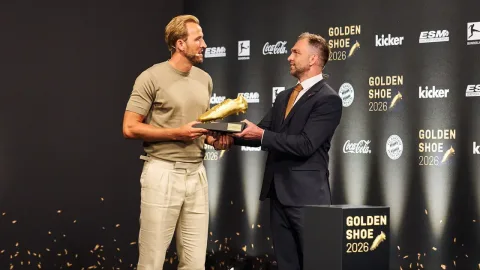 Harry Kane Kembali Raih Sepatu Emas Eropa: Konsistensi yang Mengubah Wajah Bundesliga