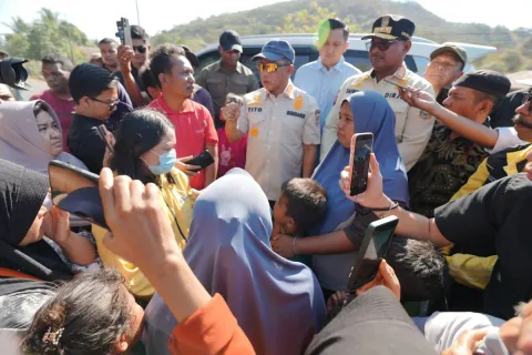 Mendagri Jamin Cetak Ulang Dokumen Warga Terdampak Gempa NTT Gratis, dari KTP hingga SIM