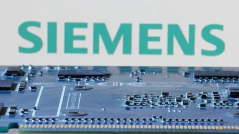 Ancaman Siber AS: Peretas Iran Incar Sistem PLC Siemens di Infrastruktur Air