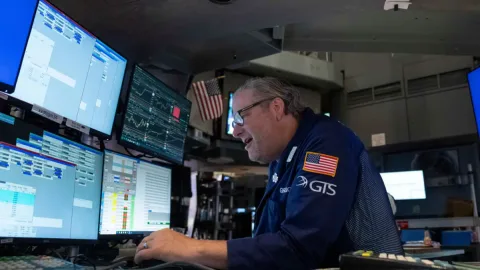 Treasury AS Sinyalkan Aksi Tekan Imbal Hasil Obligasi, Wall Street Bangkit dan Dolar Terpeleset