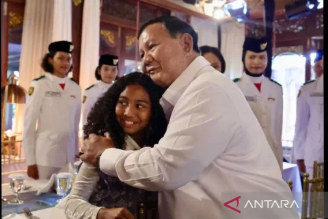 Prabowo Jamu Paskibraka dan Petugas Upacara HUT ke-81 di Hambalang: Apresiasi Langsung untuk Dedikasi di Balik Kemeriahan 17 Agustus