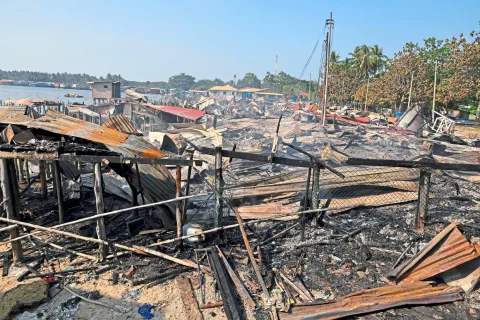 Kebakaran Sandakan: 30 Rumah Hangus, 162 Lainnya Terselamatkan Berkat Aksi Cepat Damkar