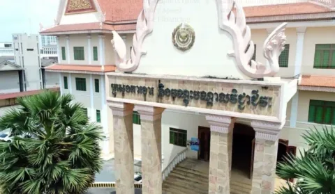 Manajer Asing Pabrik Garmen di Kamboja Dipaksa Minta Maaf: Ancaman Baru bagi Investor?