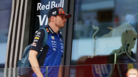 Verstappen Perpanjang Kontrak dengan Red Bull hingga 2030: Sinyal Ambisi Kembali ke Puncak