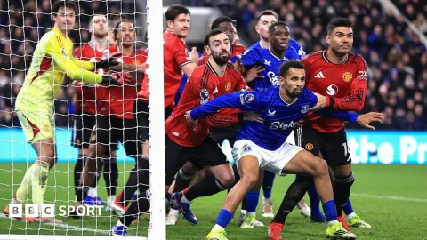 Liga Inggris Perketat Aturan Pelanggaran di Kotak Penalti: Wasit Diminta Lebih Tegas