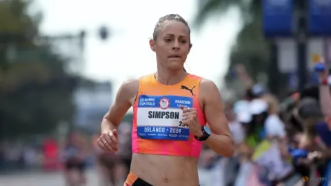 Jenny Simpson, Mantan Juara Dunia 1.500 Meter, Didiagnosis Penyakit Jantung Langka yang Mengakhiri Karier Larinya