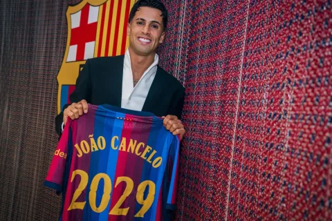 Barcelona Kunci Joao Cancelo Hingga 2029: Investasi Kontinuitas di Tengah Revolusi Skuad