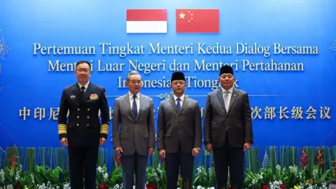 Indonesia dan China Perkuat Kerja Sama Militer dan Sumber Daya: Menyeimbangkan Dua Raksasa