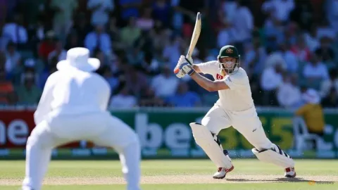 Mantan Bintang Australia Mike Hussey Buka Peluang Jadi Pelatih Batting Inggris di Ashes 2025