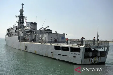Penjualan KRI Ki Hajar Dewantara Dinilai Tepat: DPR Soroti Biaya Perawatan vs Kesiapan Tempur