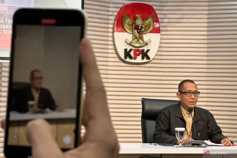 KPK Bongkar Skema Korupsi Penerimaan Mahasiswa Unsoed: Rektor Diduga Beri 'Kode' ke Keponakan