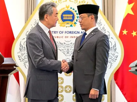 RIโChina Perkuat Dialog Keamanan dan Ekonomi: Ada Apa di Balik Pertemuan Jakarta?