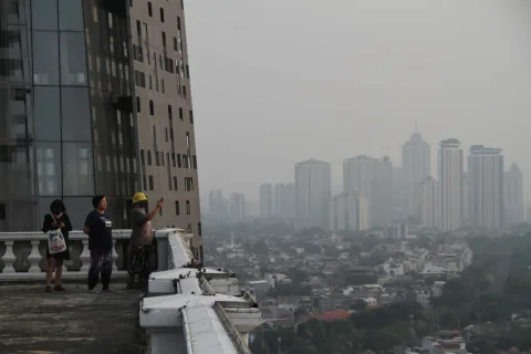 Polusi Jakarta Kian Menggila: Warga Tercekik, Pemerintah Belum Punya Cetak Biru