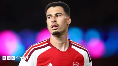 Ian Wright Kritik Arsenal: Martinelli Layak Diperlakukan Lebih Hormat