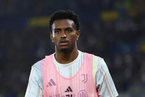 Juventus Gerah dengan Sikap Juan Cabal yang Menolak Hengkang ke Bologna