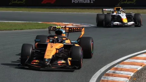 Norris Rebut Pole Position GP Belanda, McLaren Catat Hat-trick di Zandvoort