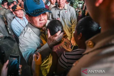 Prabowo Turun Langsung ke Kalimantan: Penanganan Karhutla Jadi Prioritas, Empat Helikopter Water Bombing Disiagakan