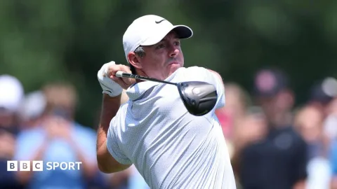 BMW Championship: McIlroy Melesat ke Posisi Kedua, Clark Kokoh di Puncak
